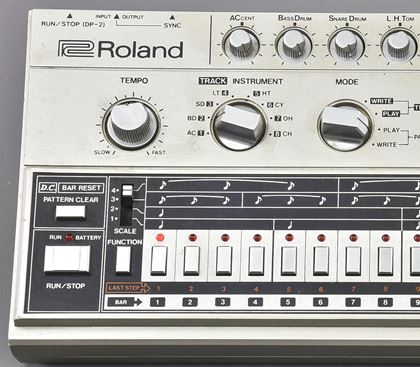Roland-TR-606 - one owner, with manuals